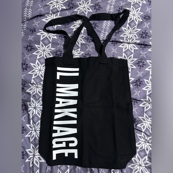 IL MAKIAGE COMES WITH FREE CANVASS BAG! RETAIL OVER $80 - Picture 2 of 5